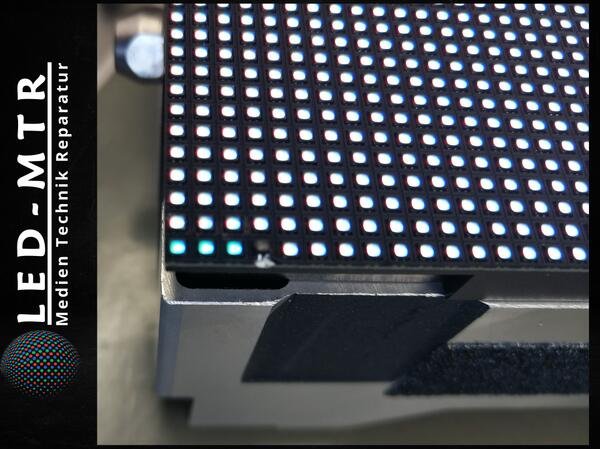 LED-Wand Komponenten Reparatur